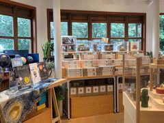 -猫的天空之城概念书店(苏州平江店)