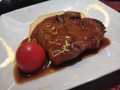 -宝利来国际大酒店-凤凰阁旋转餐厅