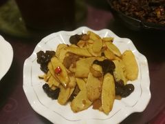 -董厨煨汤馆(车站路店)