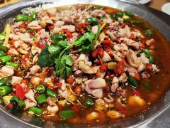 -兔行天下-鸿鹤鲜锅兔(中海国际店)