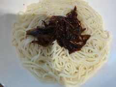 -一两饭川味素食餐厅