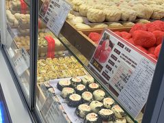 面包甜点陈列柜-清真全盛斋传统糕点(高新中大店)