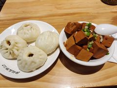-凤起龙游老面包子(凯德晶品店)