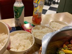 -愉肴麻辣香锅(中山路店)
