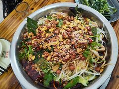 -周良天山牛杂城(天山路总店)