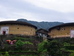 -初溪土楼群