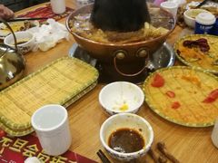 -超越炭火牛蛙火锅鸡(河东店)