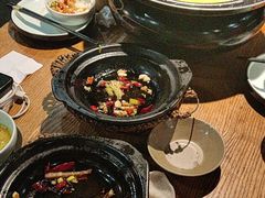 -九锅一堂酸菜鱼(万达广场店)