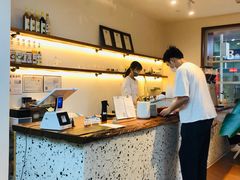 -Line 咖啡(石厦花园店)