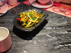 -桂二老坛酸菜鱼(三街两巷店)