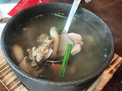 牛肉汤-热血兄弟·炭火烤肉(融侨中心店)