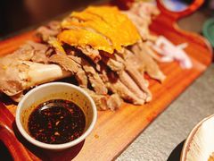 烤羊腿-丝路金桃·新疆菜(徐汇店)