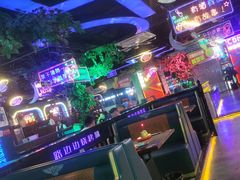 -路边边.炒菜烧烤.音乐餐厅(良乡长虹店)