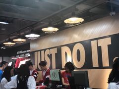 店内环境-NIKE上海青浦优选体验店