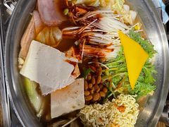 部队火锅-富乐满韩国正宗炸鸡韩国料理(虹泉路店)