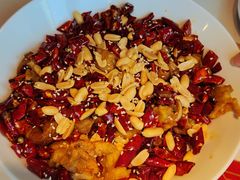 发财肥肠辣子鸡-禄鼎记·多口味酸菜鱼(侨鑫店)