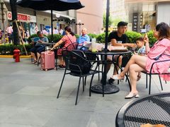 -巴黎贝甜(大宁国际商业广场店)