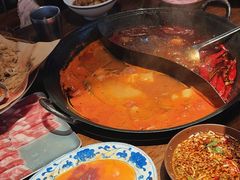 -萍姐火锅·公路夜市(武汉首店)