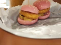 粉嘟嘟小汉堡-龍歌自助小火锅(崂山丽达店)