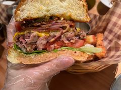 -三勾JJJ Burger&Coffee(梅溪湖店)