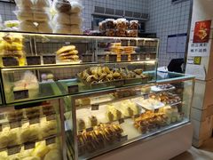 -白玉兰食品甜凤店(合生汇店)