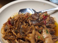 -黄泥岗·地道湖北菜(奥特莱斯店)