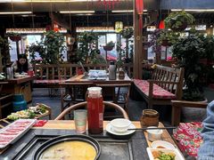 -有一锅·野生菌黑山羊腊排骨火锅(古城北门店)
