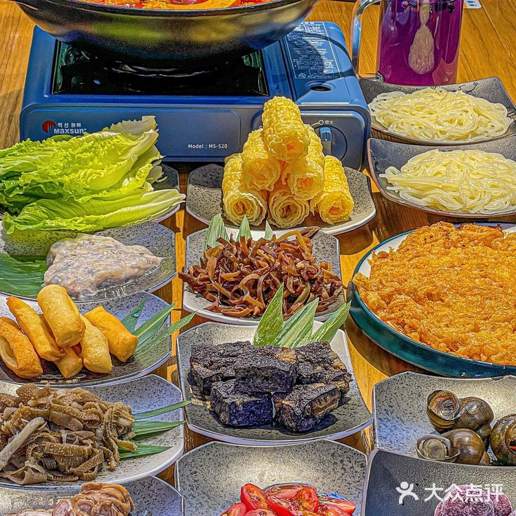 西安路也有超大田螺🐚螺蛳粉火锅啦‼️巨上头