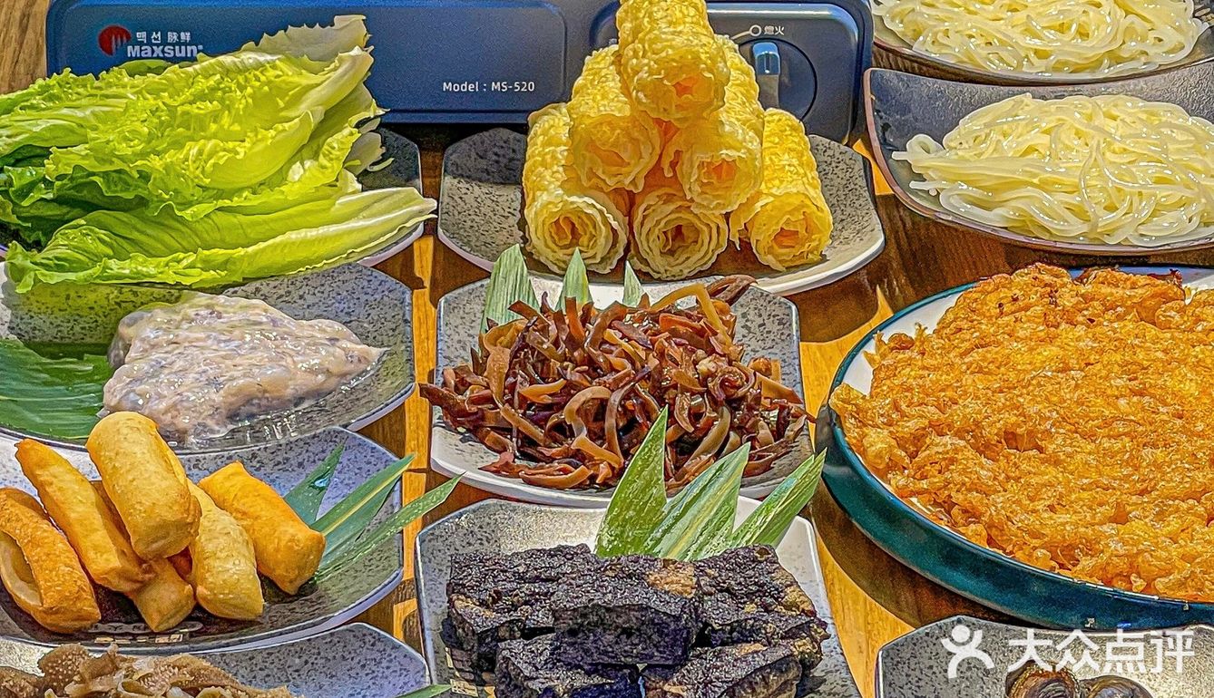 西安路也有超大田螺🐚螺蛳粉火锅啦‼️巨上头