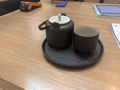 -灸春堂·艾灸·痛症·整脊连锁(之江银泰店)