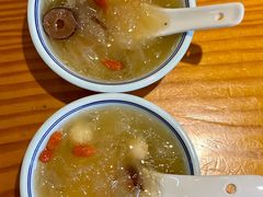 -九道菜有鸡鱼头(石鼓路店)