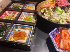 -山川小町·极番烧肉(新地假日广场店)