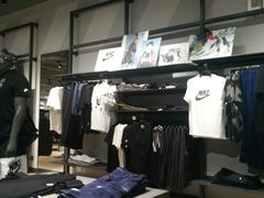 -NIKE(朝阳合生汇店)