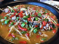 鲜锅兔-邱金小炒·30 年盐帮江湖菜(自贡店)