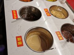 -大龙燚火锅(天钥桥路店)
