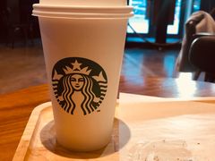 烤巴旦木牛乳拿铁-星巴克臻选(北京嘉里中心第二店)