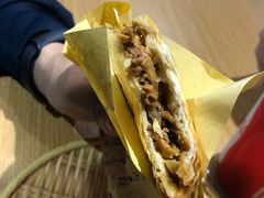 小鲜肉夹馍-秦香记凉皮肉夹馍(天城商业中心店)