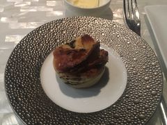 黑蒜麪包-广州四季酒店·佰鲜汇·现代法餐