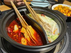 -明何记涮牛肚(品牌首店隋唐植物园南门古城路店)