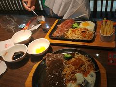 -豪享来牛排(人民店)