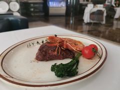 -马克西姆俄罗斯餐厅(通亚街店)