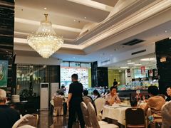 -万龙洲海鲜(大兴绿地缤纷城店)