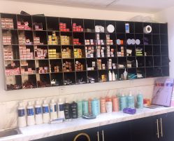 -S.HAIR SALON