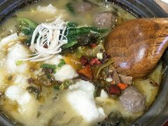 -周鱼小馆石锅酸菜鱼(活力汇店)