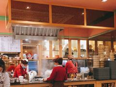 大堂-大食代美食广场(上海中心店)