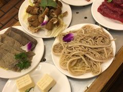 -山城年华老火锅(玉林店)