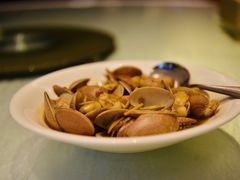 -榕树下海鲜馆(坪山路店)