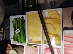 -野妹经典火锅(江夏中百店)