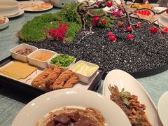 -凤凰园烤鸭店·唐山菜·传承花椒肉(老唐丰路店)