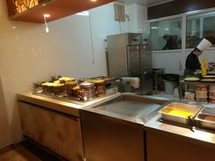 自助取餐区-火焰山自助烧烤涮石板烤肉(新华大街店)